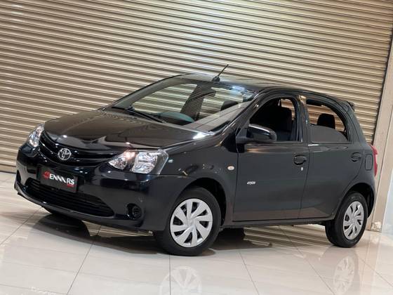 TOYOTA ETIOS 1.3 X 16V FLEX 4P AUTOMÁTICO TOYOTA ETIOS 1.3 X 16V FLEX 4P AUTOMÁTICO